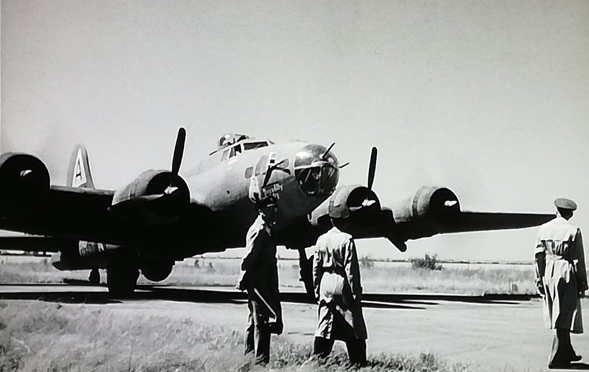 図上の敵機 Twelve o’clock high on the paper 図上の敵機 Twelve o'clock high on the paper 図上の敵機