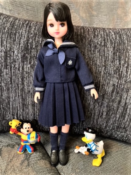 リカちゃん セーラー服 人形 (姫路高等学校) リカちゃん セーラー服 人形 (姫路高等学校)