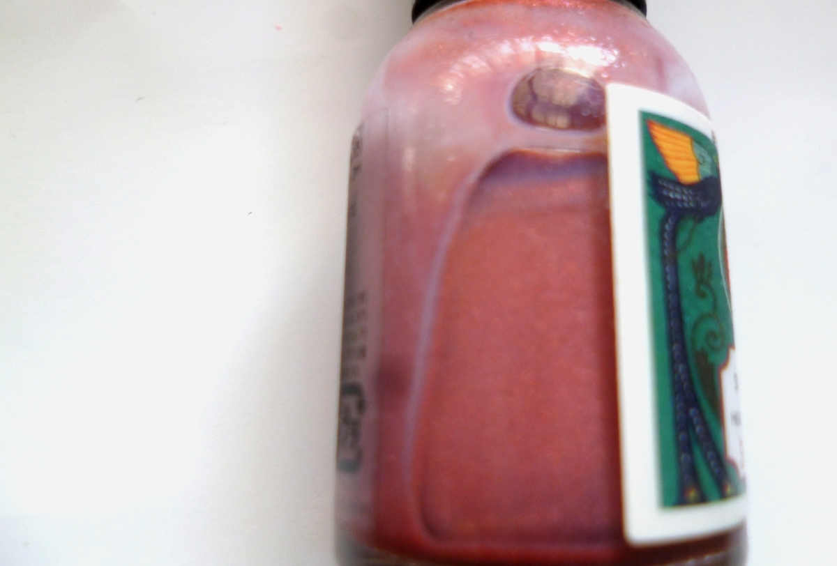 マニキュアの瓶のアップ