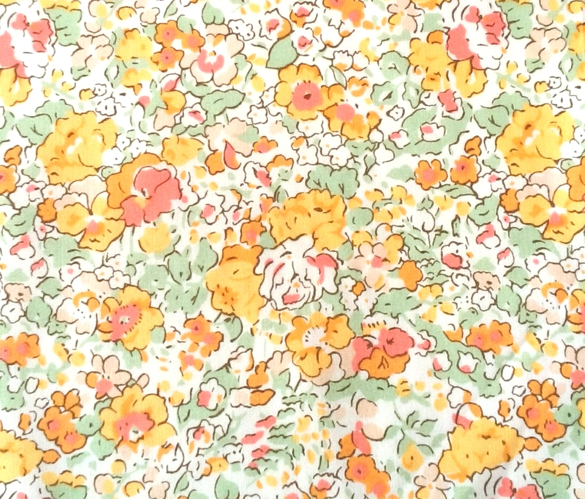 リバティ生地クレアオードの柄見本