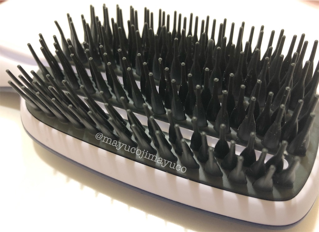 ヘアブラシを掃除したらめっちゃ大変だった 木工用ボンド使用 まゆこじ日記