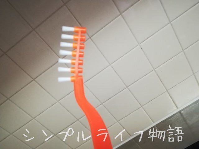 キッチンのタイル壁　目地の掃除１６