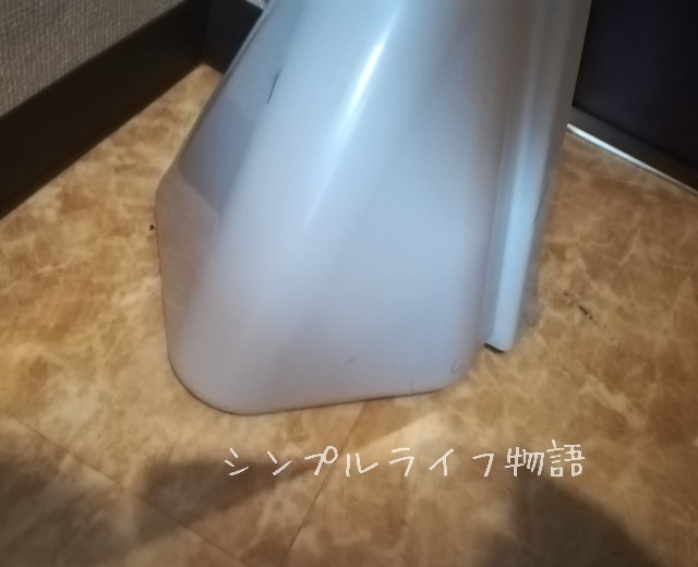 ニトリの立つほうきと塵取り