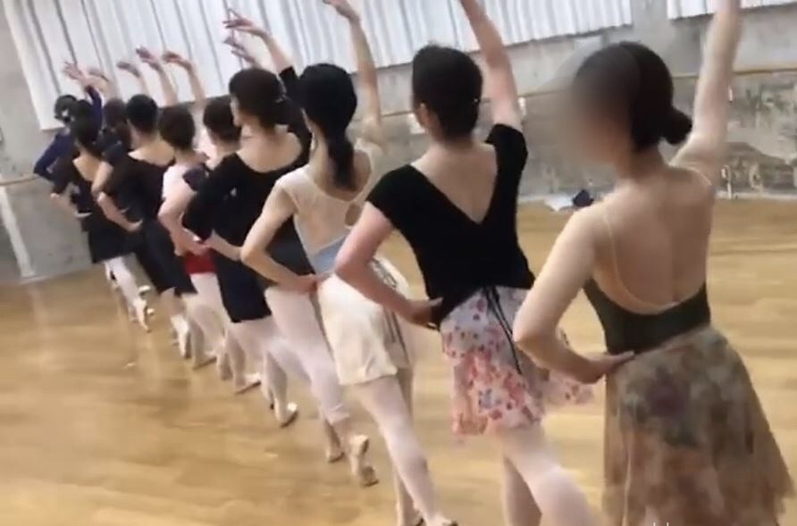 f:id:mbma:20191101214928j:plain f:id:mbma:20191101214928j:plain