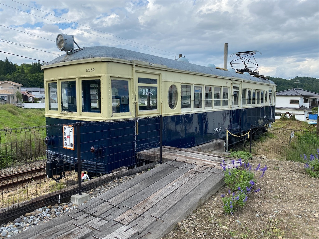 上田交通モハ5250 丸窓完成品ワールド工芸 K