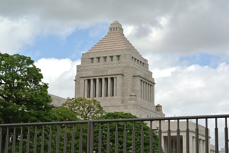 丸ノ内線国会議事堂前駅 境目歩きと鉄道と