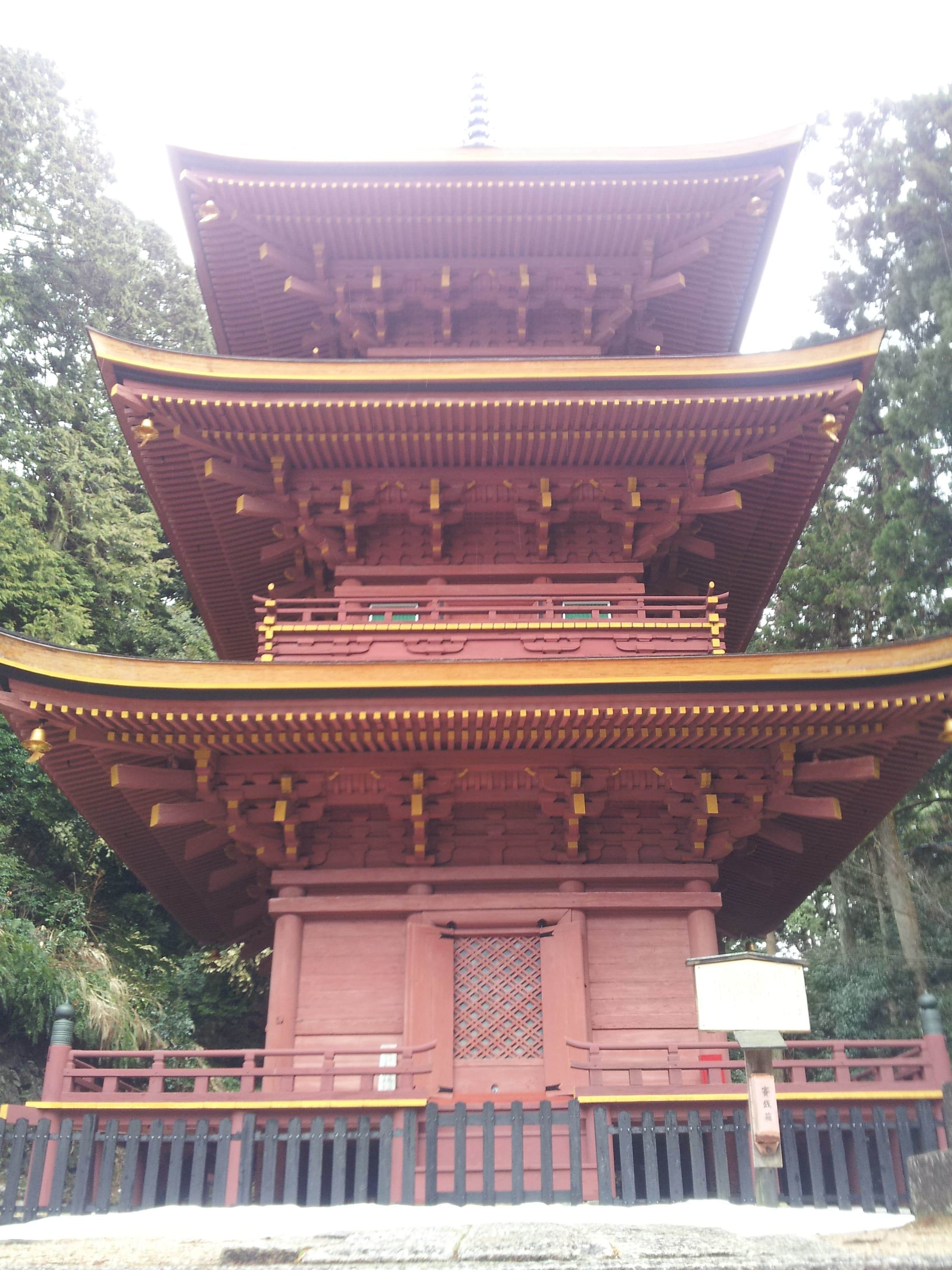 長命寺の三重塔