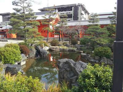三十三間堂の境内庭園