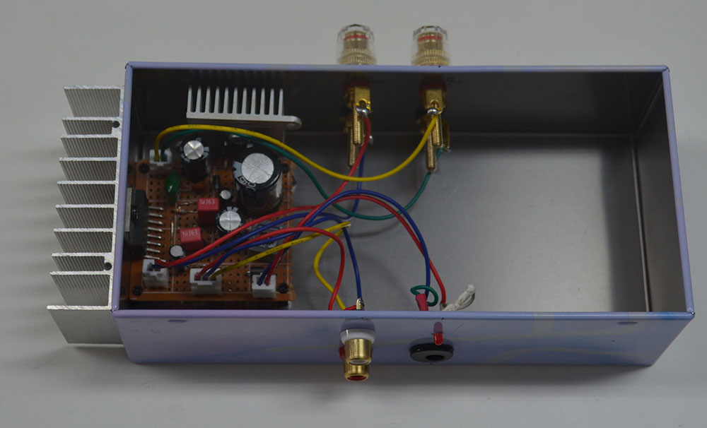 TDA7377 パワーアンプの作製4．（NFJ基板から）ケーシングと