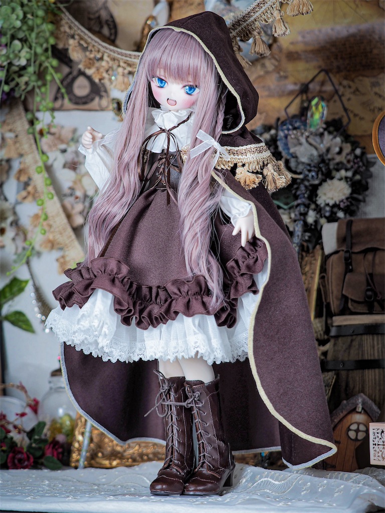 古いドールドレス3着　帽子2個 sold☆GW-Sale！ドール服 オーバー トレーン ドレス 着せ替え
