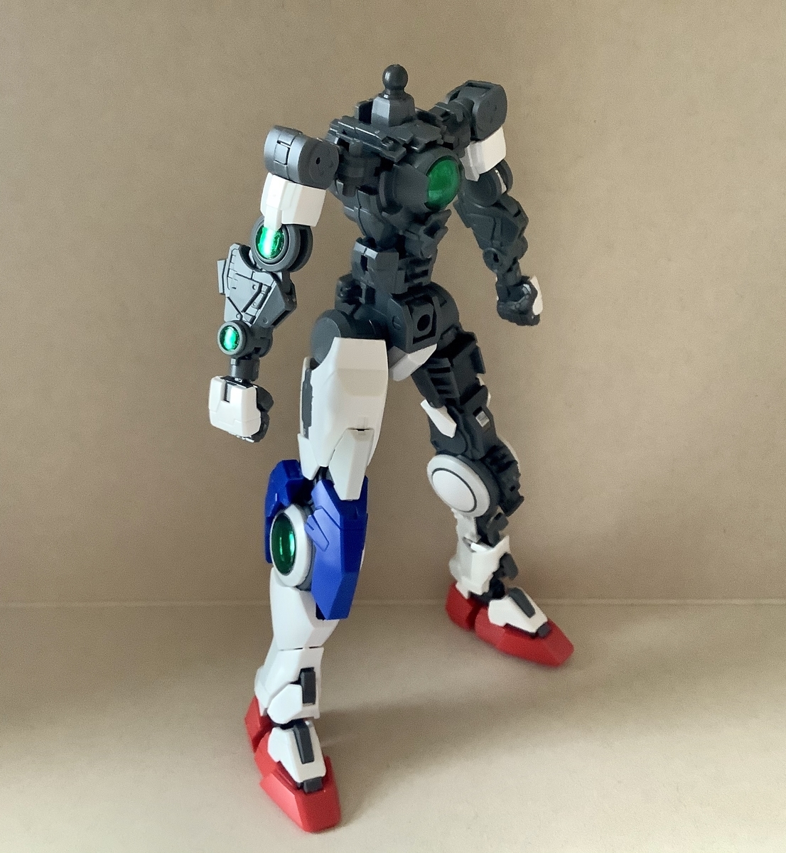 今日はRG 1/144 ダブルオークアンタをレビュー！！ - Hobby日記
