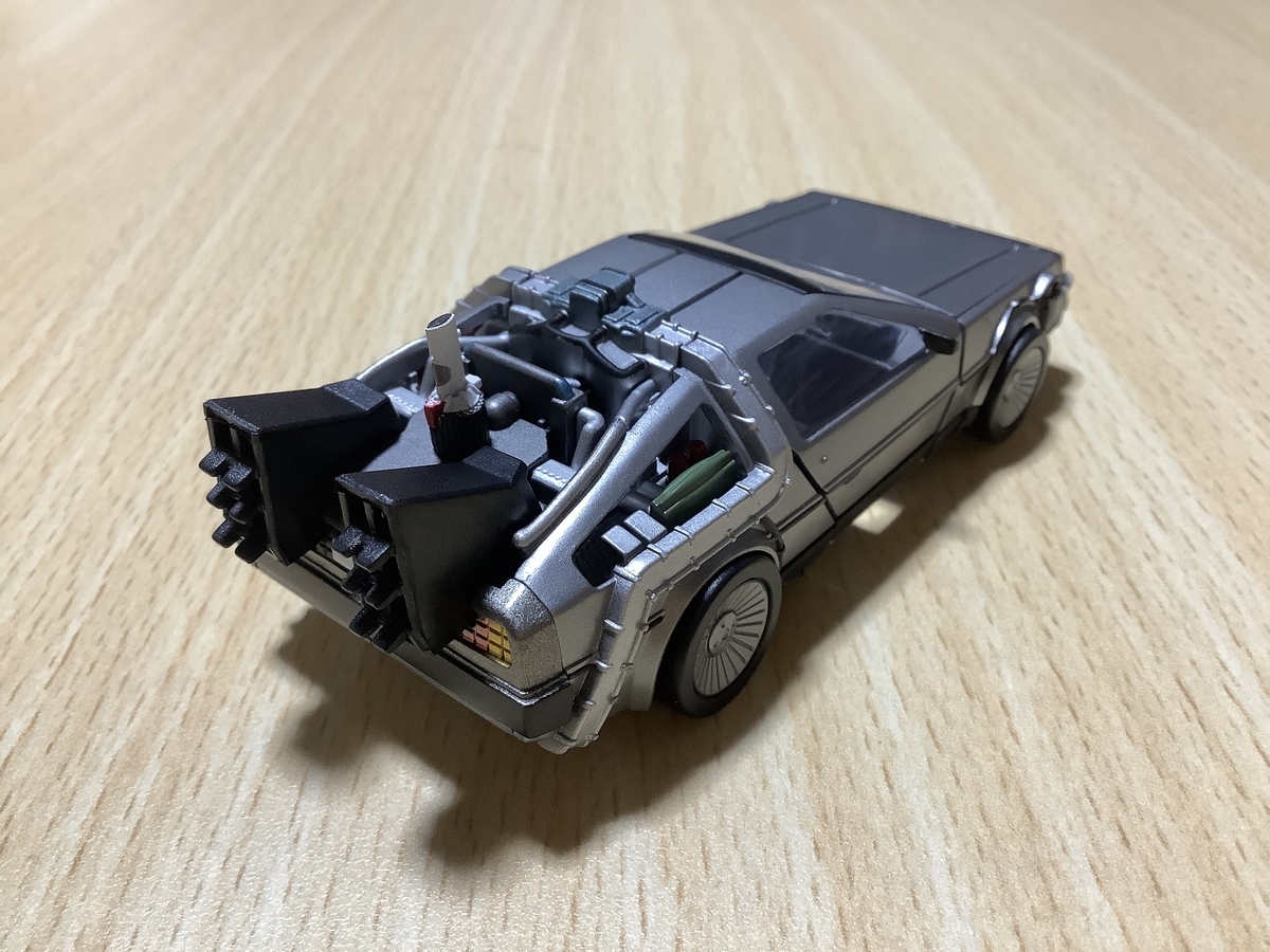 EXCEED MODEL デロリアンDXを回してみました（ガシャポン