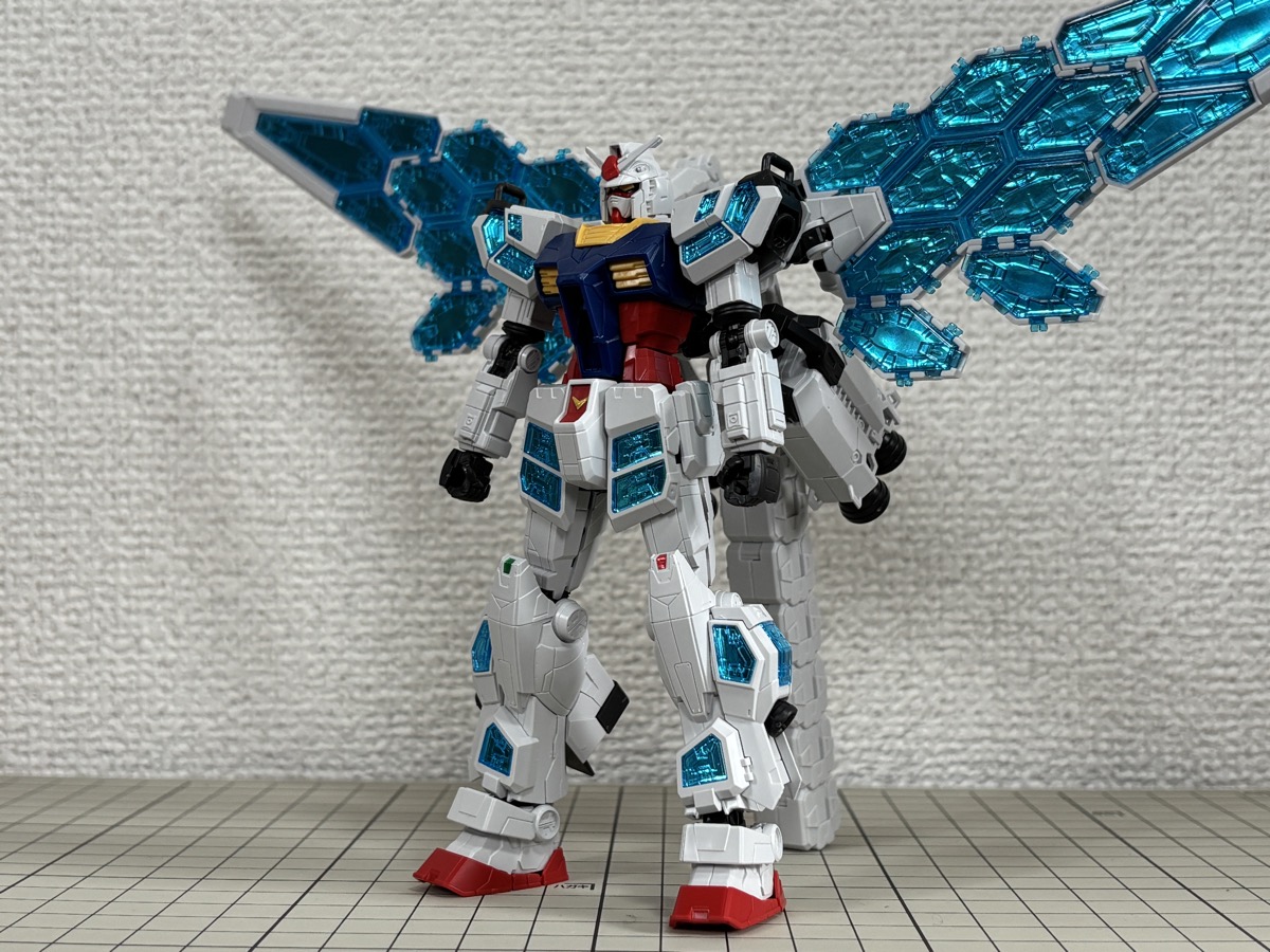 EXPO2025ガンダム（グラスフェザー装備）を素組みで組み立てた