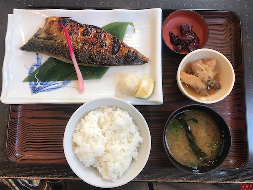 かん東の八戸産前沖さばの焼さば定食 メガネ先生の日記 かん東の八戸産前沖さばの焼さば定食 メガネ先生の日記