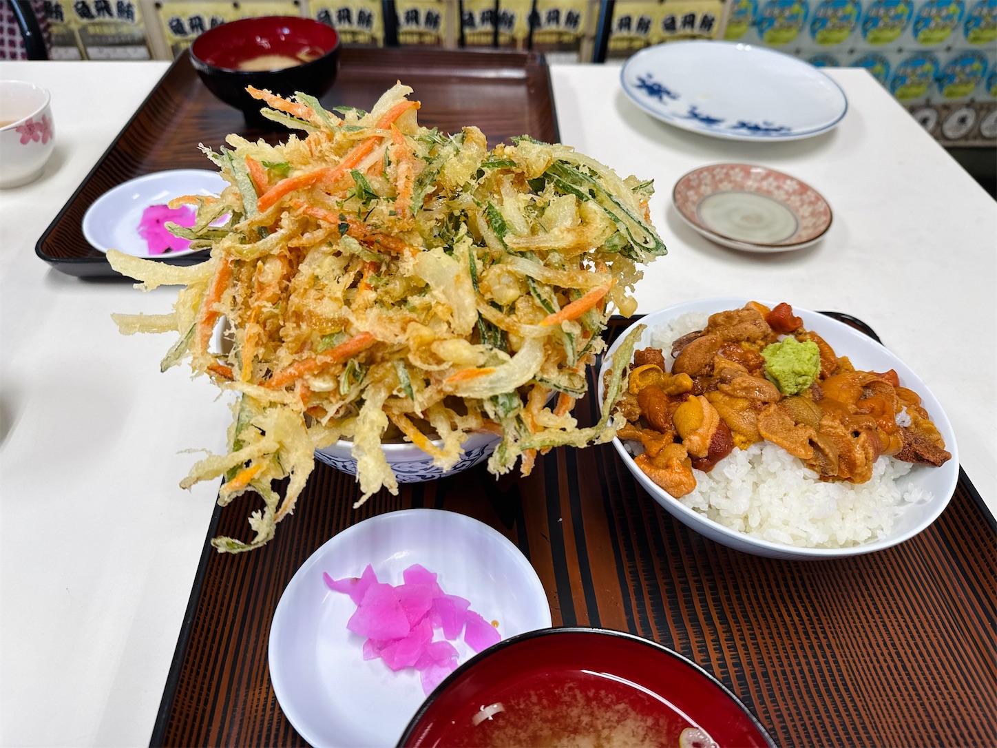 鶴 亀屋 食堂