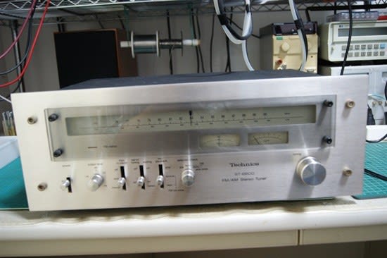 Technics ST-8600チューナー - ガラクタな部屋