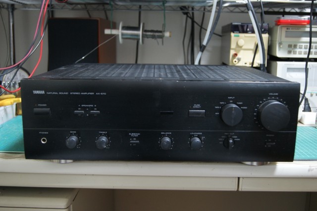 YAMAHA AX-570 プリメインアンプ 2台目 - ガラクタな部屋