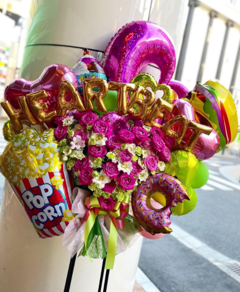 開店 フラワーバルーンスタンド花 国分町 Flower And Cake Megu 花屋とケーキのお店