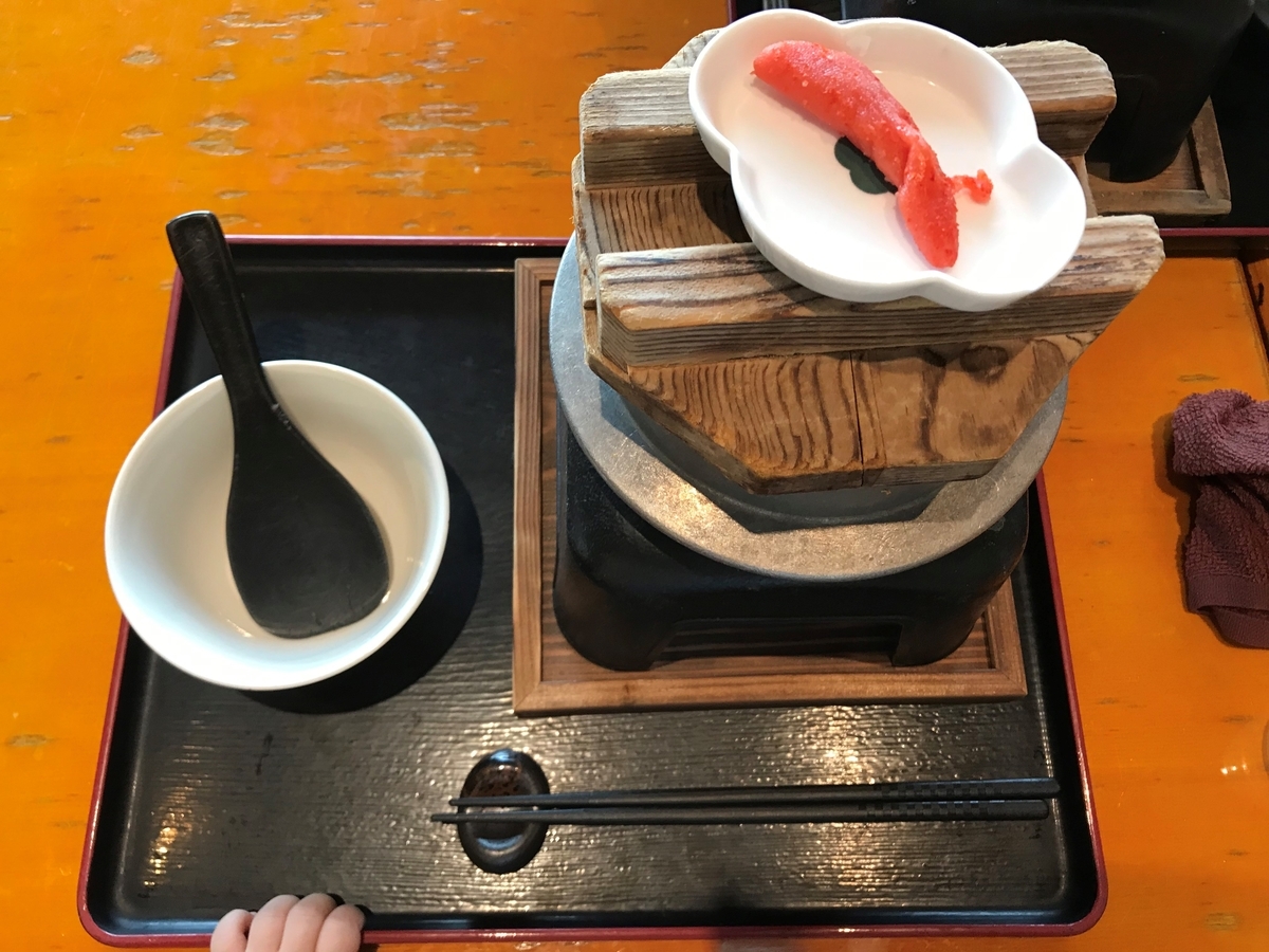 子ども連れでランチにいける愛知県美浜町の納屋のランチ・生めんたいこチーズ釜めし