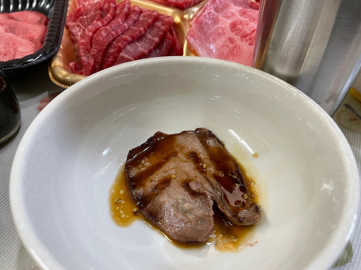赤ちゃん・子ども連れで行ける知多半島の観光スポット「盛田味の館」で購入した焼肉のタレをつけた肉