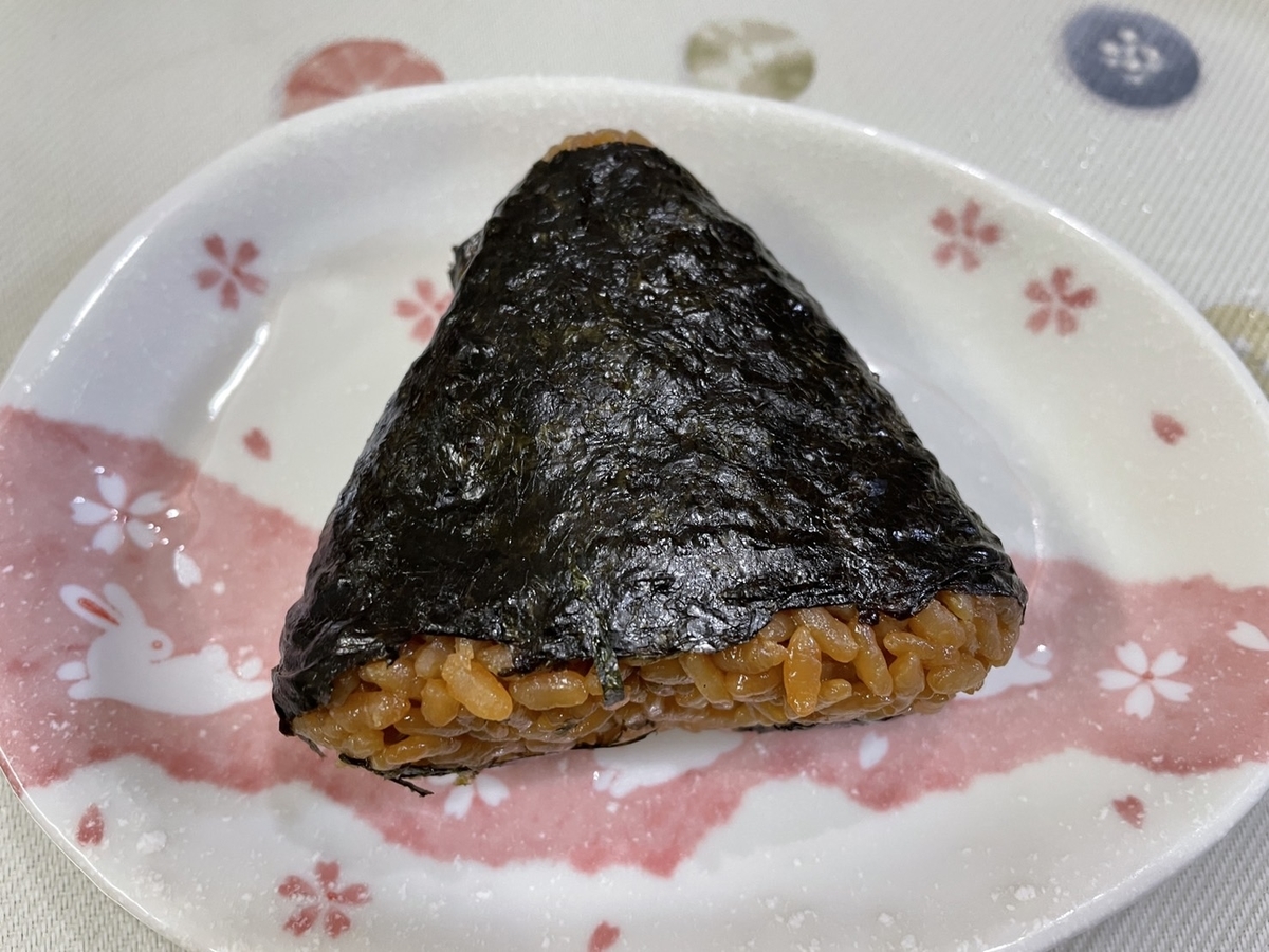 ららぽーと愛知東郷の1階に入っているマキハラ魚市場の鰻おにぎり