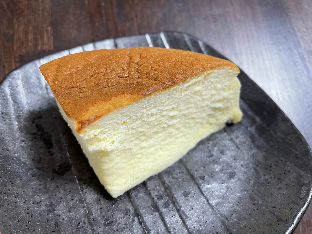 りくろーおじさんのチーズケーキ