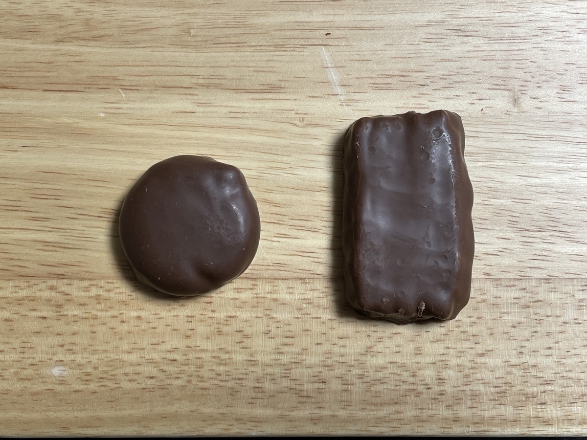 不二家のカントリーマアムチョコまみれとホームパイチョコだらけ