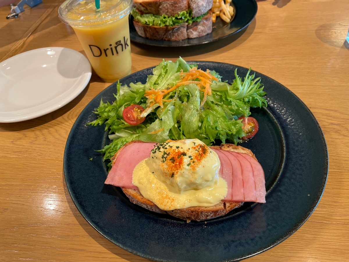 銀座伊東屋G.Itoya12階にあるサンフランシスコスタイルのカフェ&レストランCAFEStylo(カフェスティロ）のランチ・エッグベネディクト