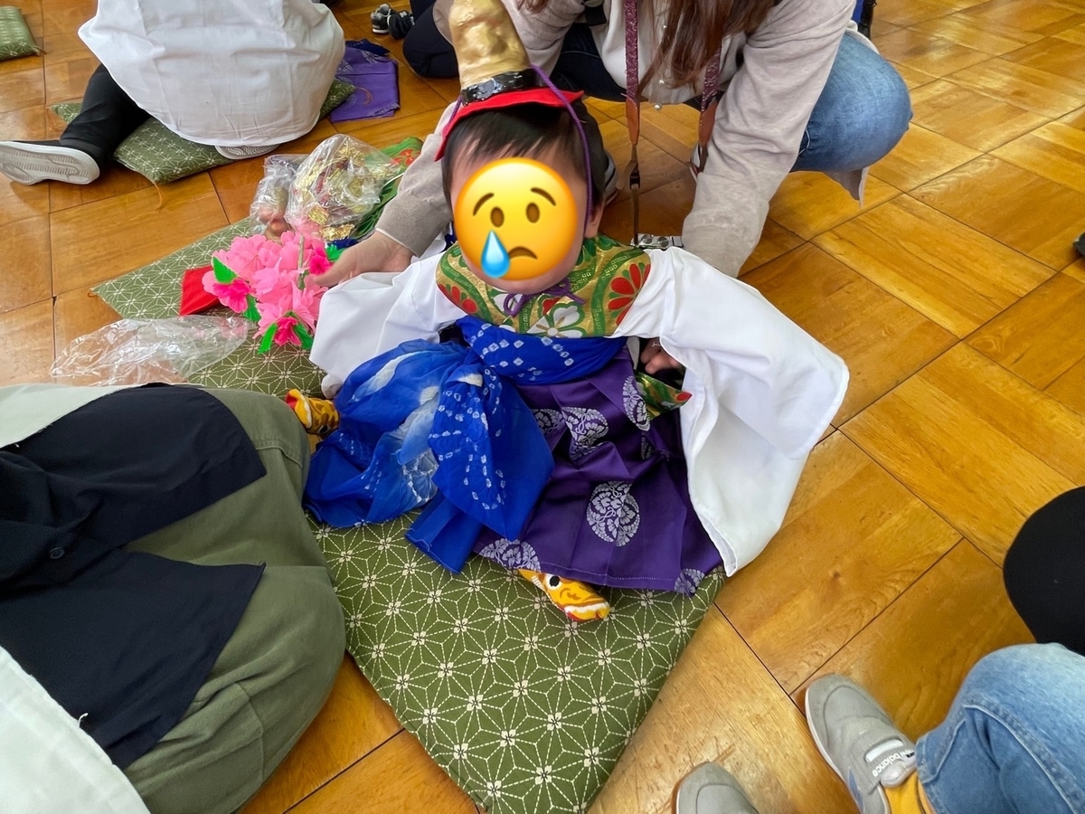半田市亀崎にある神前神社で行われた稚児行列の衣装を着た赤ちゃん