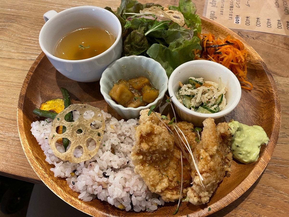 赤ちゃんや子ども連れでランチに行ける愛知県西尾市のラピカフェのメニュー・Lapicafeプレート