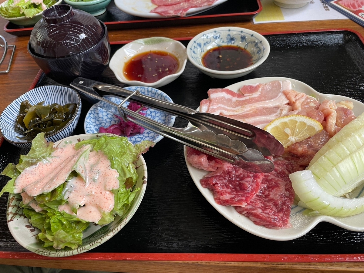 中京テレビのPS純金で安くてうまいと紹介された半田市の焼肉屋・烈火の七輪焼3種盛り定食