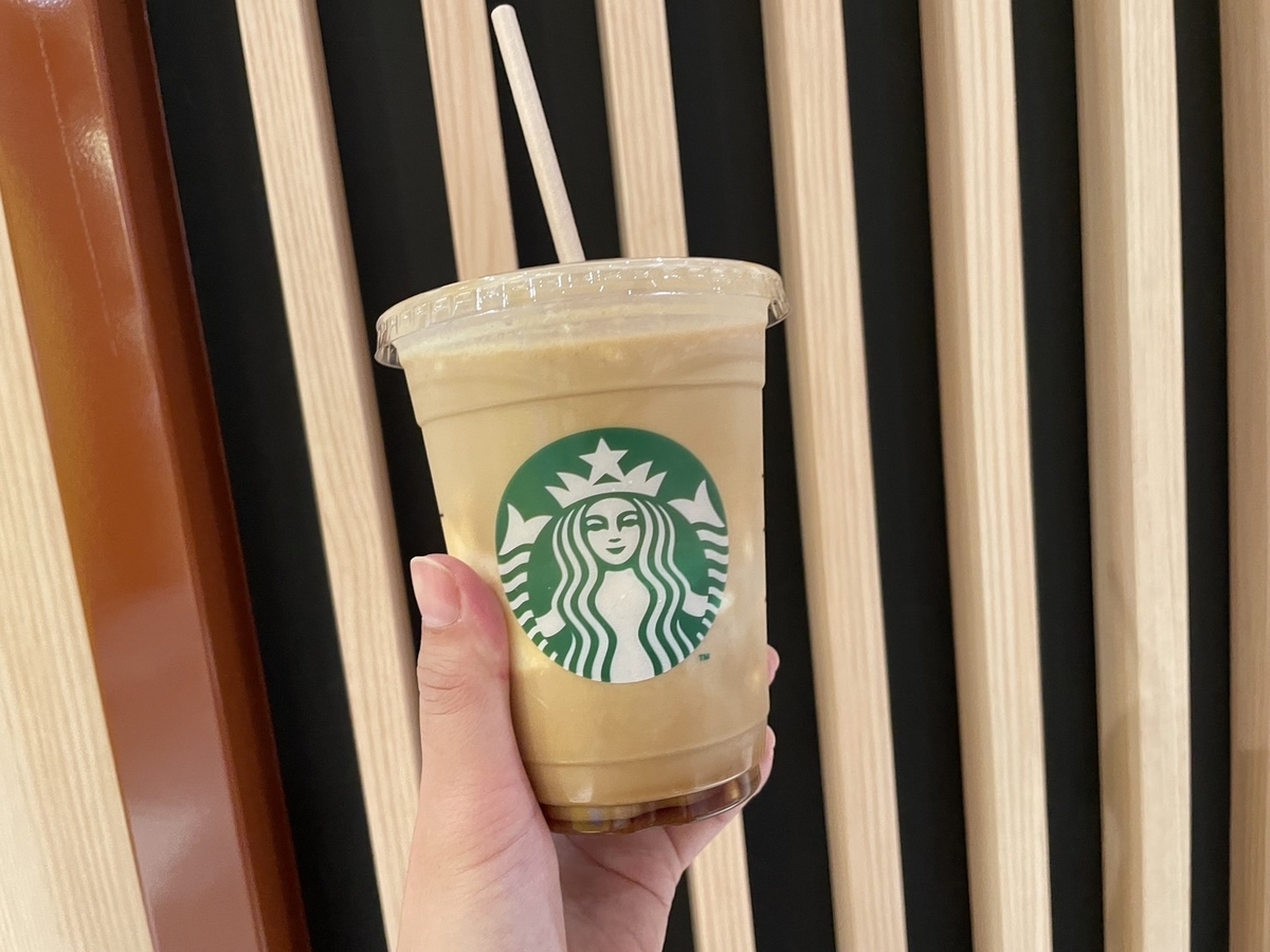 スターバックスコーヒーのエスプレッソ アフォガート フラペチーノ®