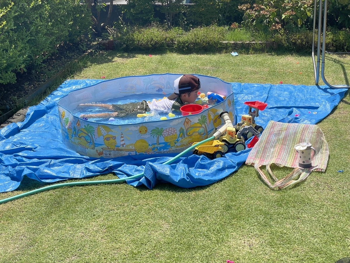 自宅でプール