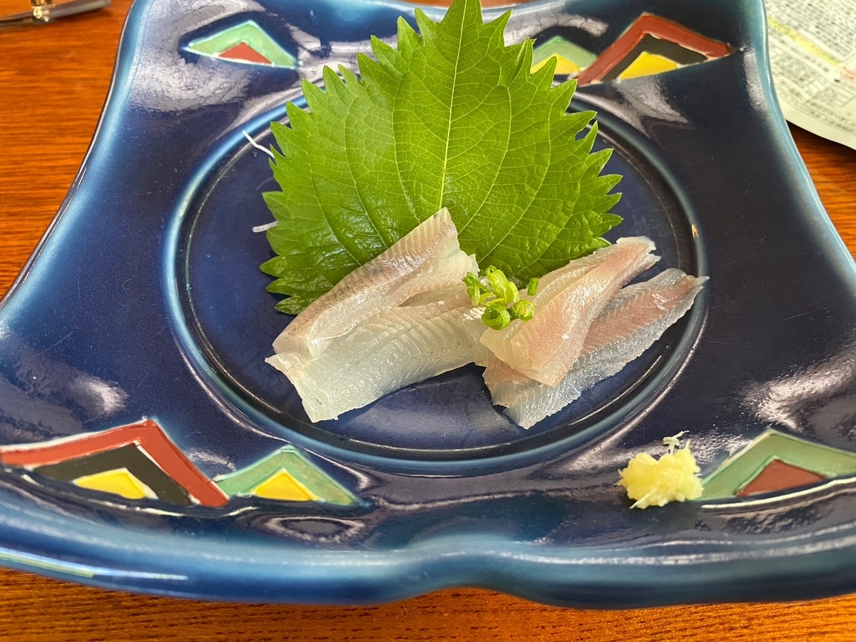 愛知県新城市にある人気の鮎料理店「鳳城苑」の鮎コース料理・鮎の刺身
