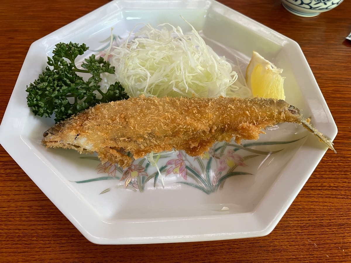 愛知県新城市にある人気の鮎料理店「鳳城苑」の鮎コース料理・フライ