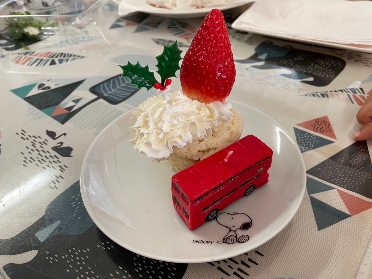 3歳息子がてづくりしたケーキ