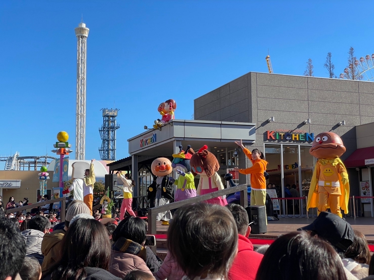 三重県桑名市にあるアンパンマンミュージアム名古屋のウッドステージショー