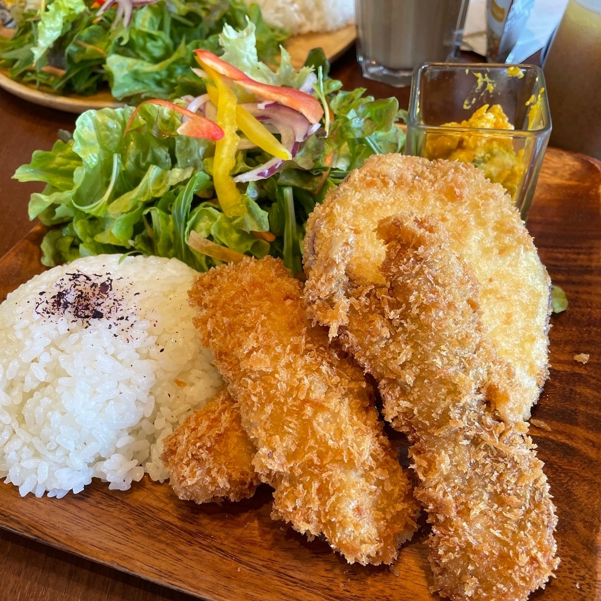 赤ちゃんや子ども連れでランチが出来る愛知県半田市の魚太郎・蔵の街カフェのミックスフライ