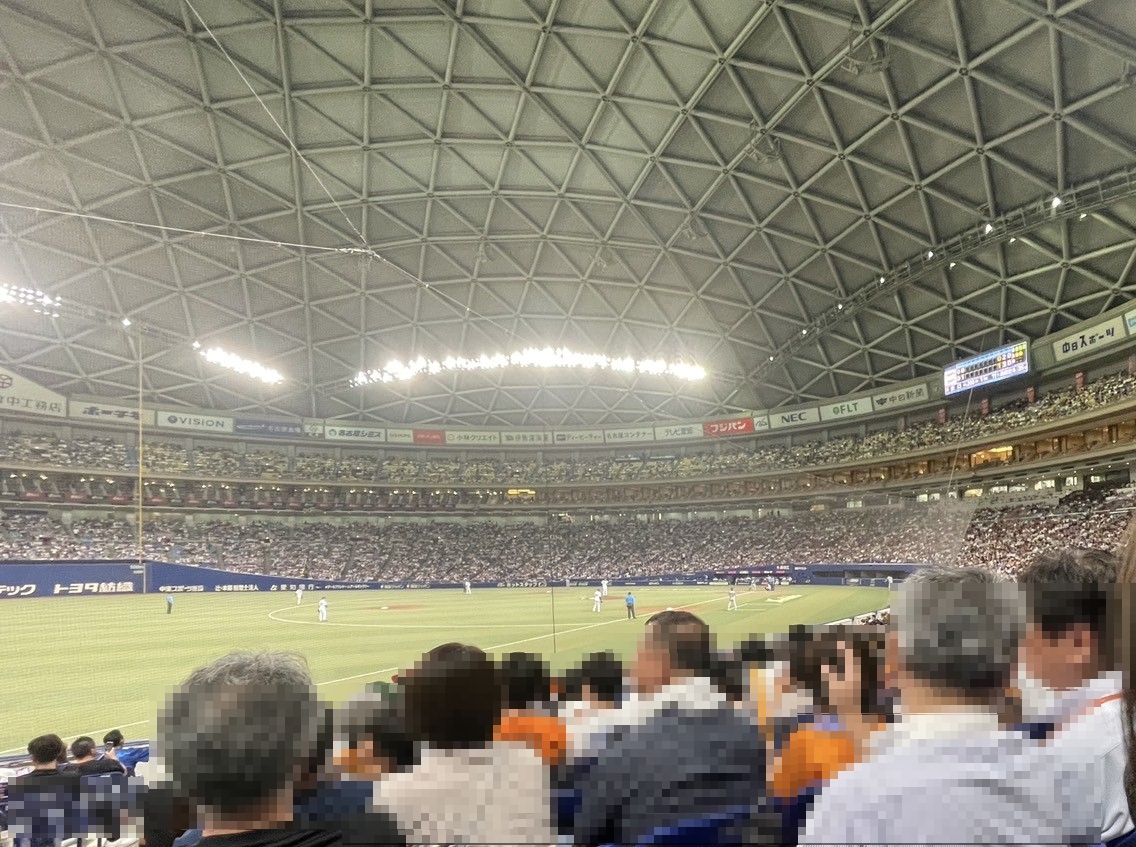 ナゴヤドームシーズンチケットオパール席3塁側