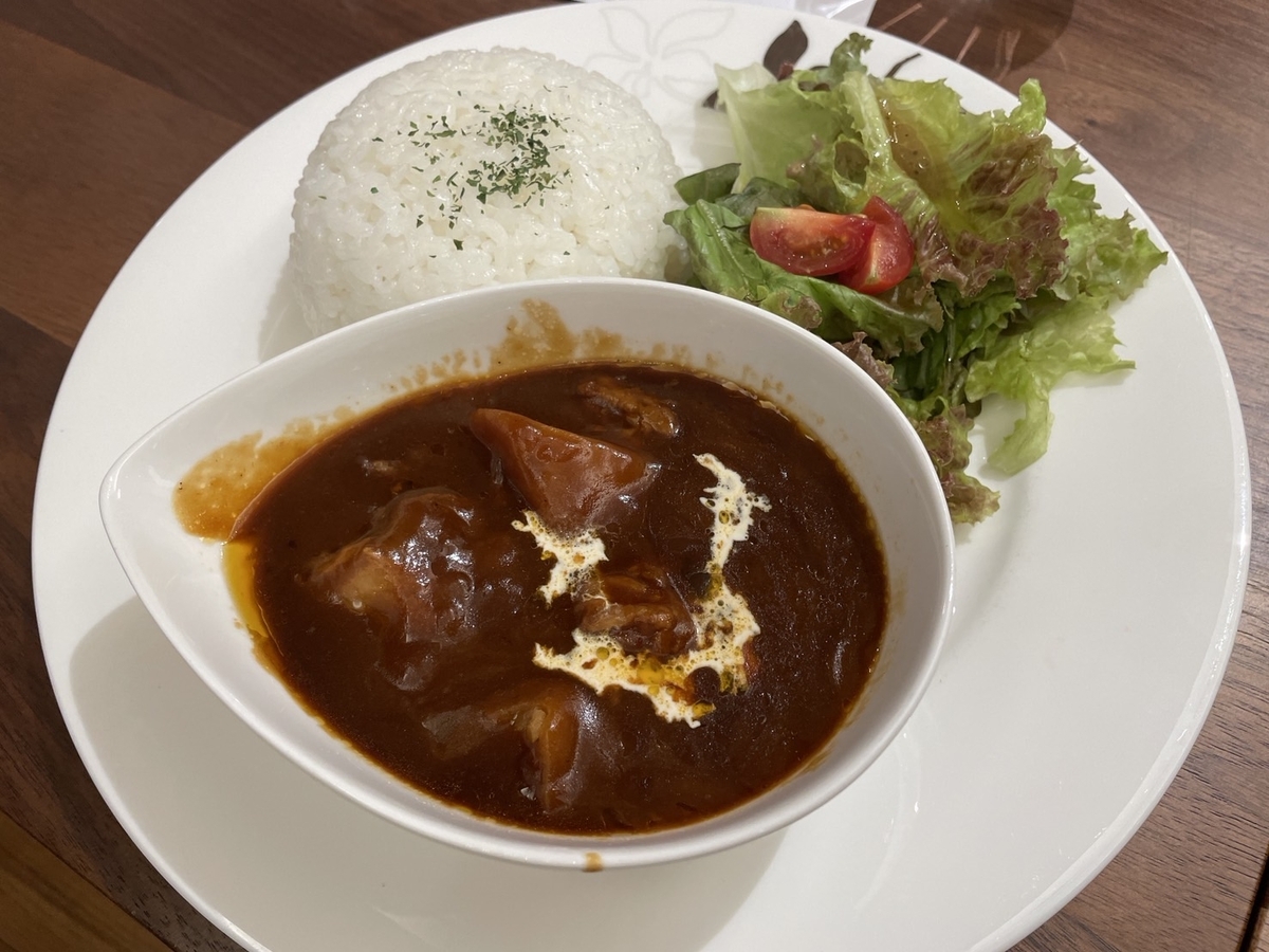 子連れランチ|名古屋市港区にる東京インテリア名古屋本店内にあるカフェ「MOAcafe」のこだわりビーフシチュー