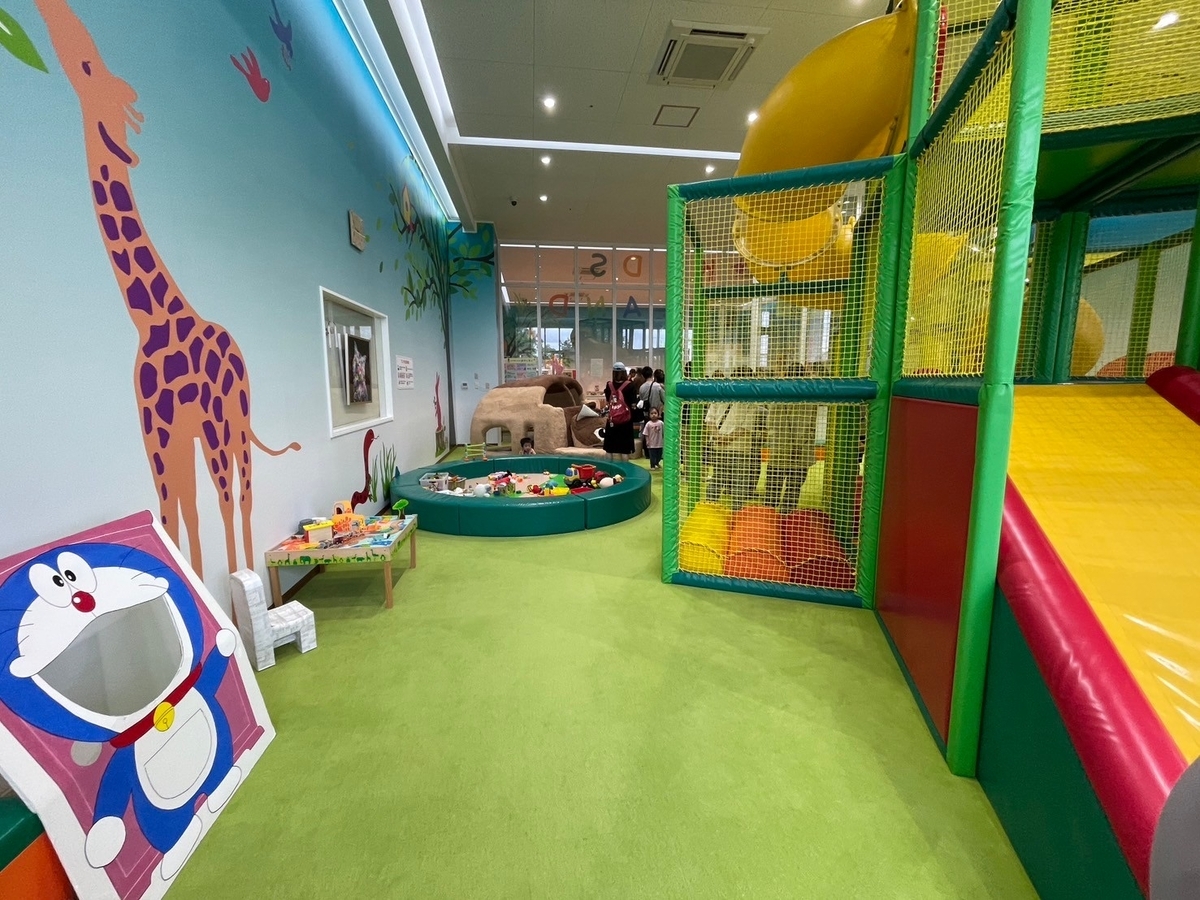 子供の遊び場|名古屋市港区にある東京インテリア内のキッズエリア