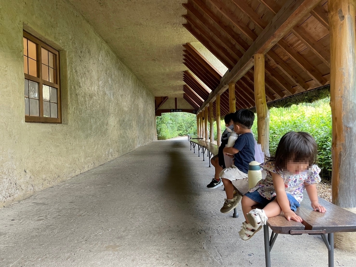 子どもとおでかけ｜滋賀県近江八幡市にあるクラブハリエの店舗「ラ・コリーナ近江八幡」