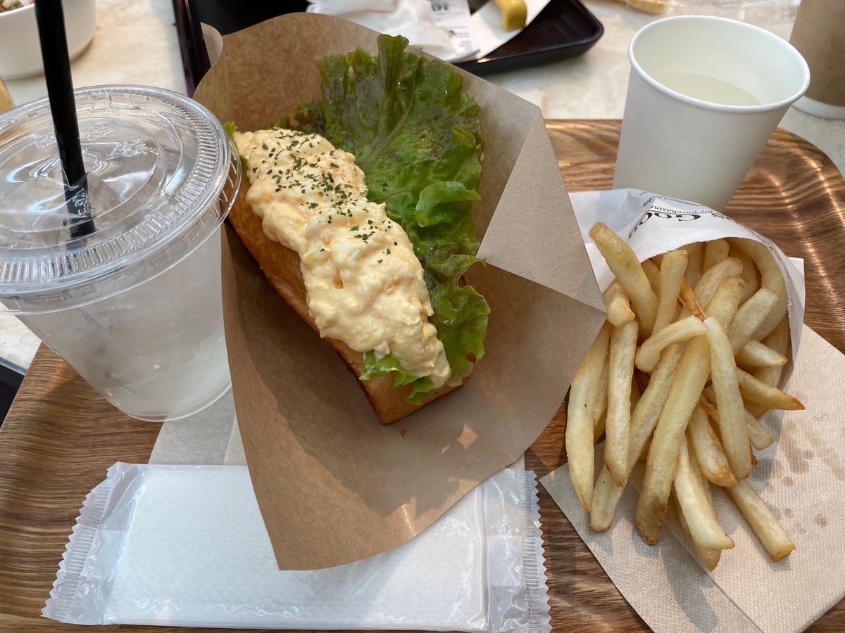 子連れランチ｜愛知県常滑市のセントレア空港フードコート内にあるデイズサンドウィッチカフェのプレミアムエッグサンド