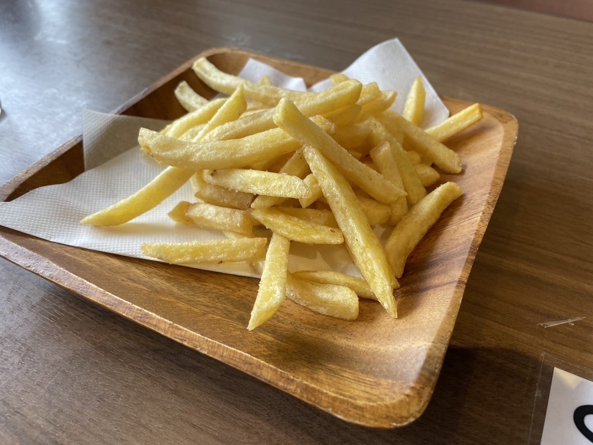 南知多町で子連れランチ｜まるはドライブイン佐くらのランチメニューポテト