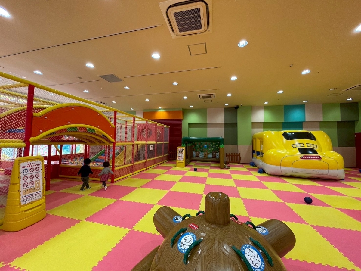 子どもの遊び場｜大府市のリソラ大府にある「あそびパークNamcoリソラ大府店」の内観