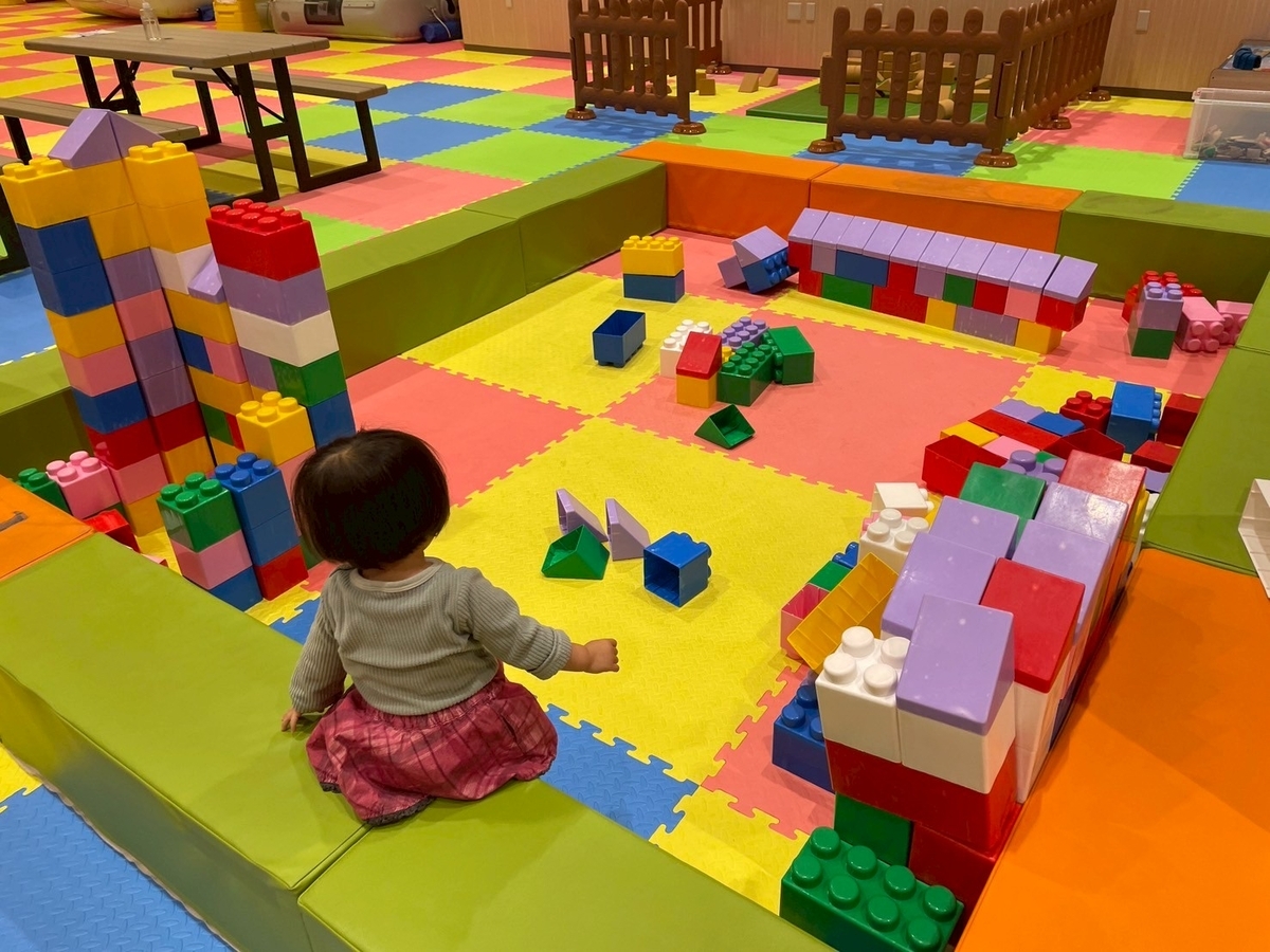 子どもの遊び場｜大府市のリソラ大府にある「あそびパークNamcoリソラ大府店」のブロックコーナー