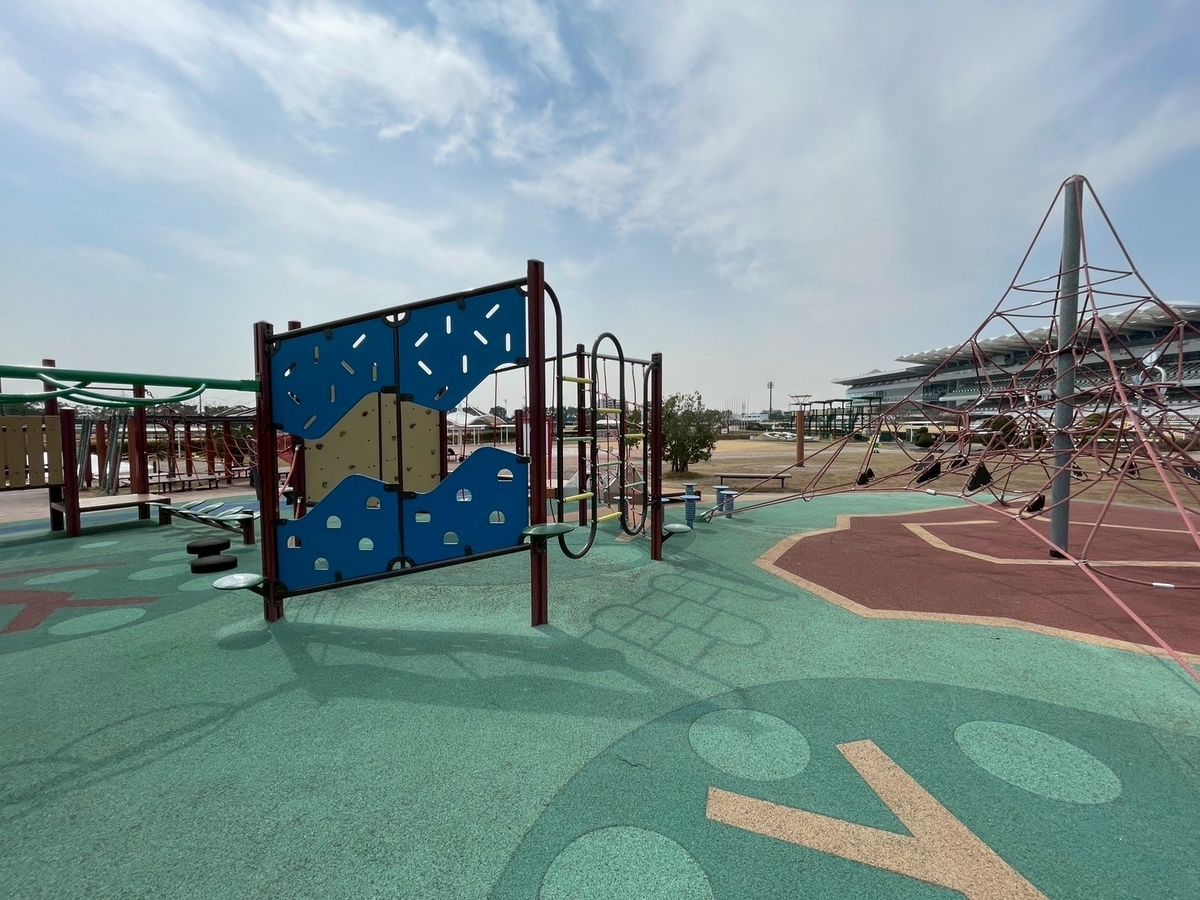豊明市の子どもの遊び場|JRA中京競馬場の馬場内遊園地にある児童遊具