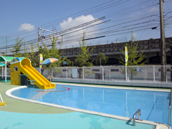 子どもの遊び場|岐阜県大垣市にある大垣市民プールの幼児用プール