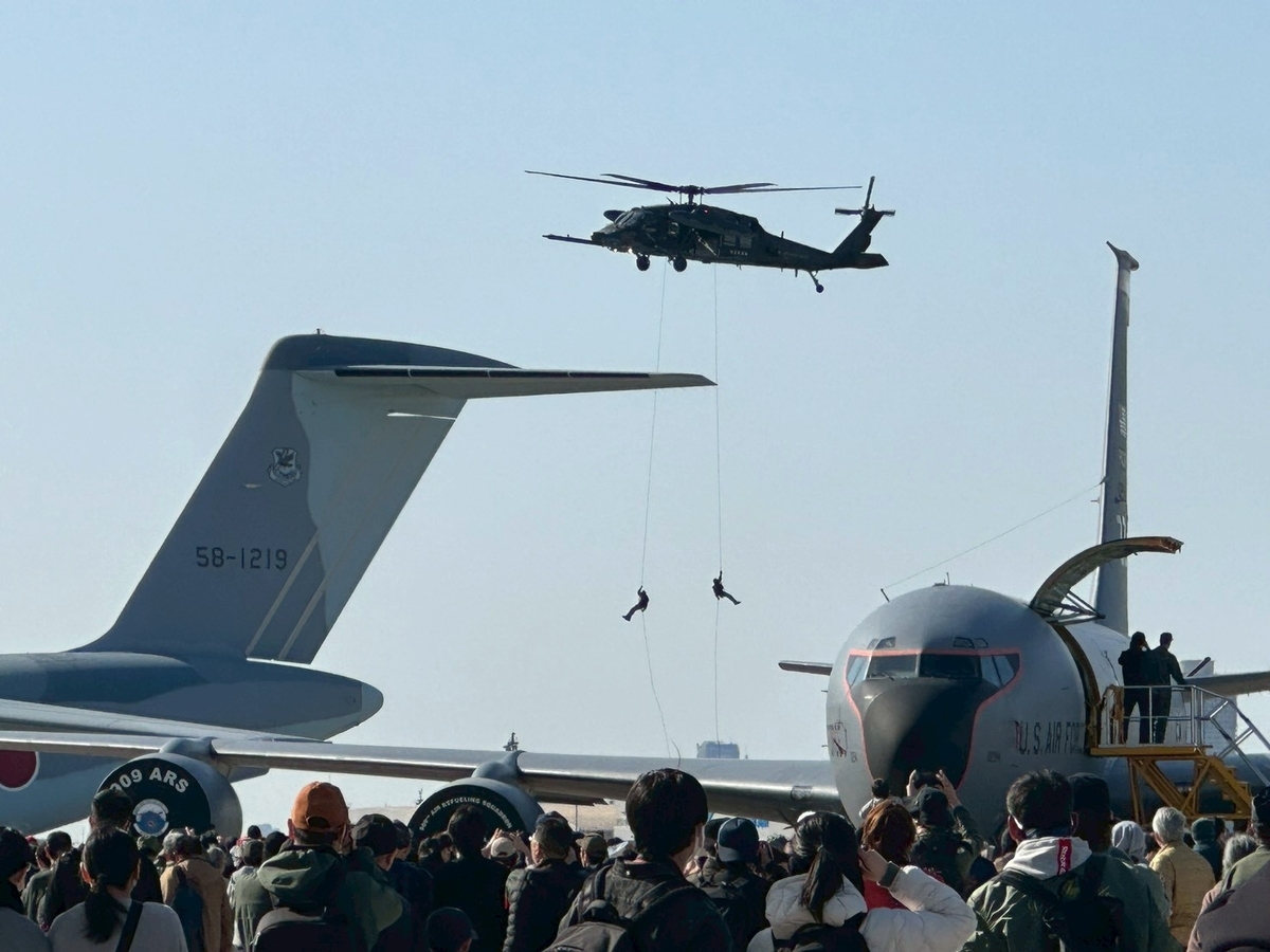 航空自衛隊小牧基地航空祭2026｜航空祭当日の救難飛行展示の様子