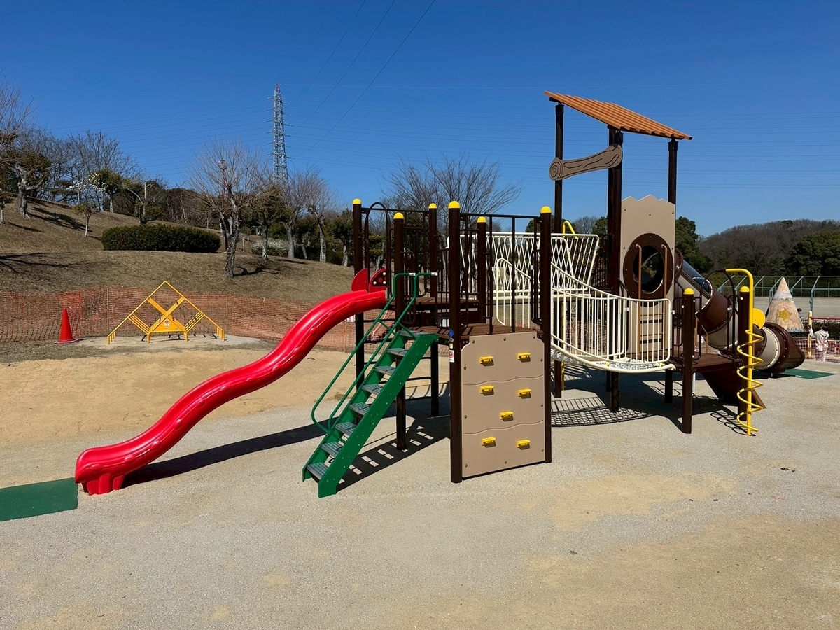 子どもの遊び場｜知多市にある遊具がリニューアルしたメディアス七曲公園のニュー遊具